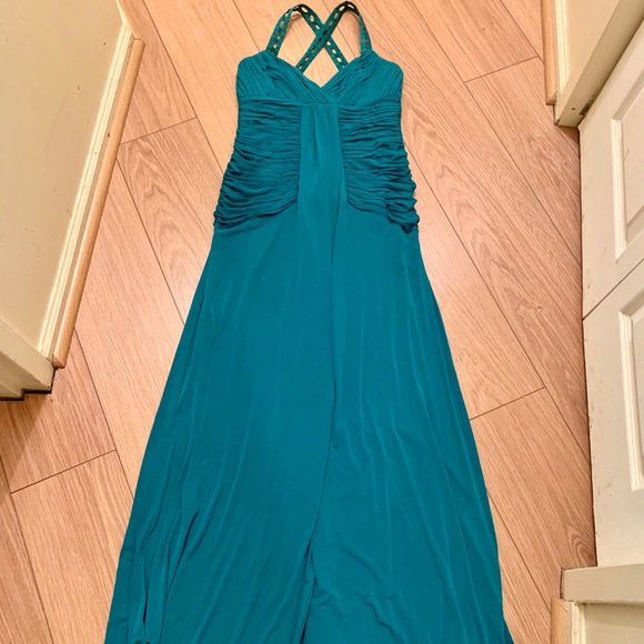 Laundry Emerald Green Gown - Picture 7 of 8